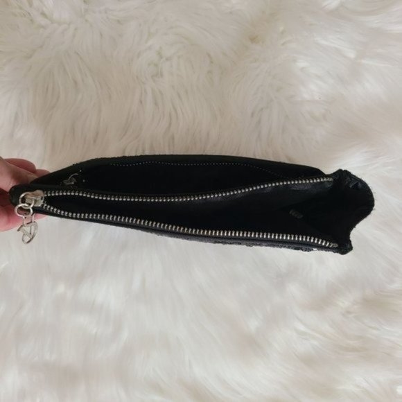 Victoria Secret Black and Silver Sequin Clutch Evening - Picture 4 of 9